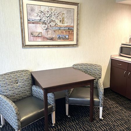 Sojourn Suites Portland Airport Εξωτερικό φωτογραφία