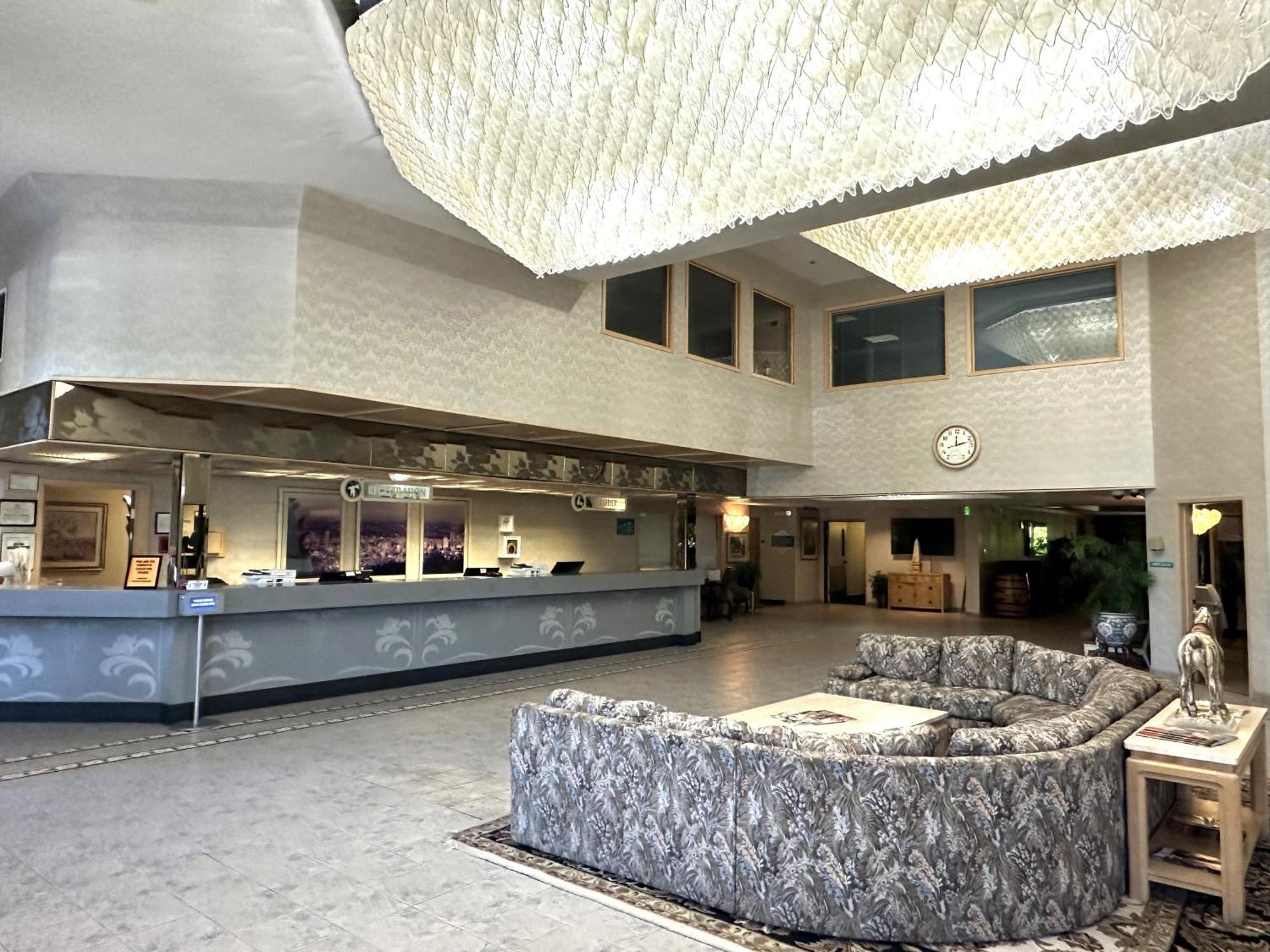 Sojourn Suites Portland Airport Εξωτερικό φωτογραφία