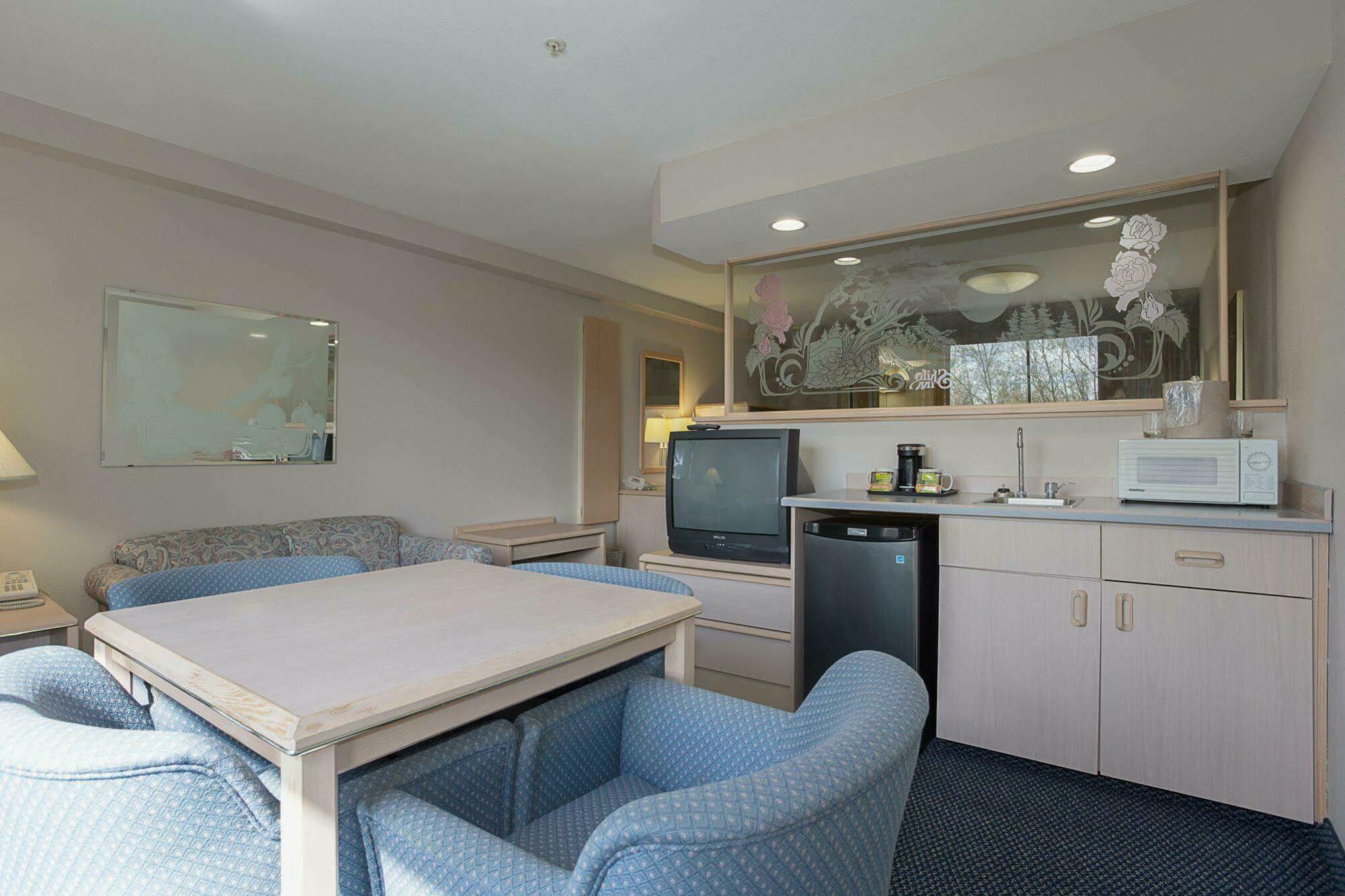 Sojourn Suites Portland Airport Εξωτερικό φωτογραφία